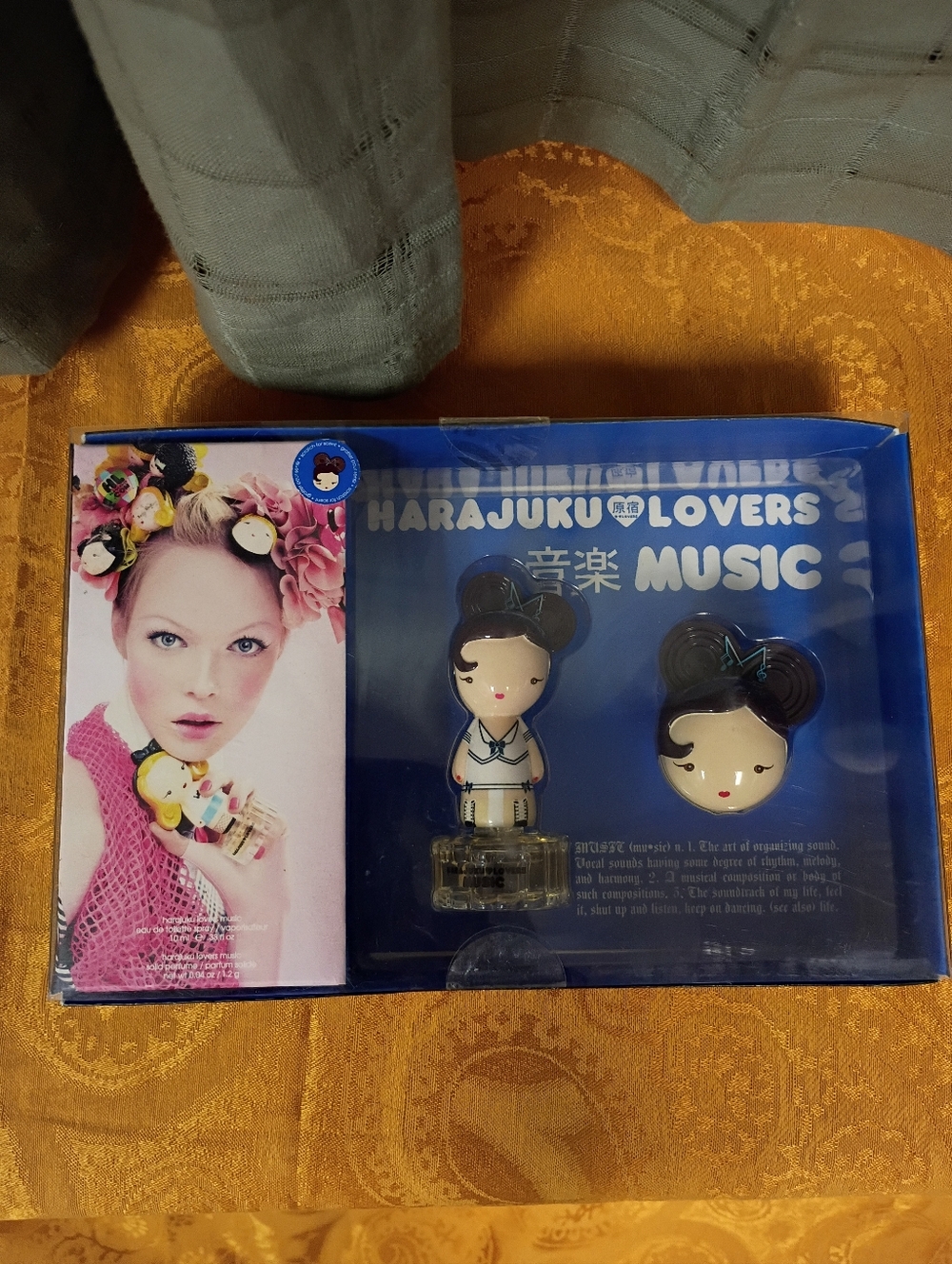 NIB Harajuku Lovers Fragrance MUSIC Boxed Gift Set  Perfume 10ml .33 oz + Solid